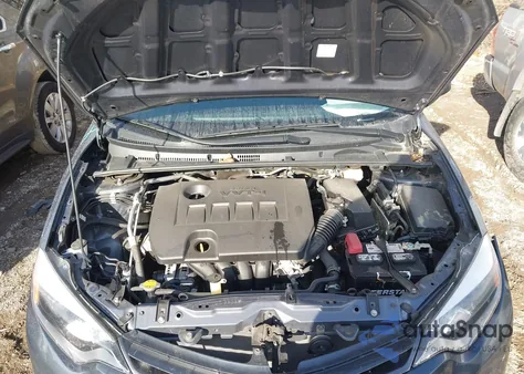 2016 Toyota Corolla Le z USA, uszkodzony, nr VIN 5YFBURHE6GP452519